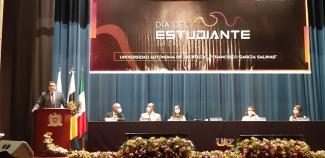 Estudiantes destacados