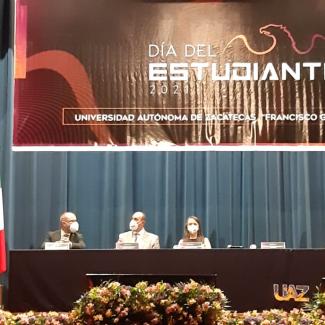 Estudiantes destacados