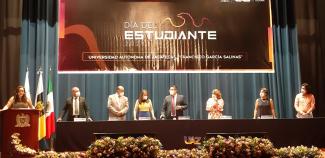 Estudiantes destacados