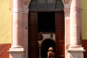 Puerta Instituto de ciencias